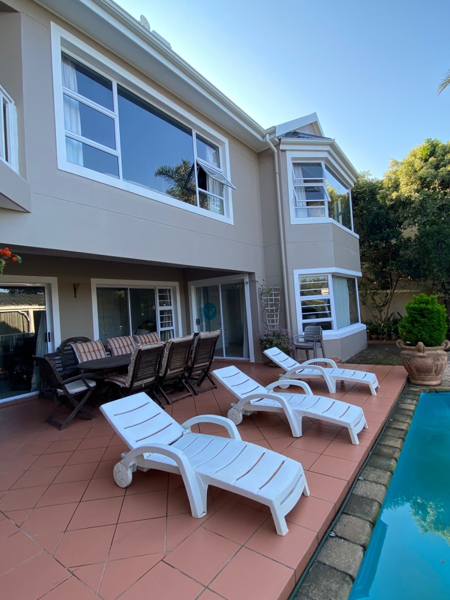 5 Bedroom Property for Sale in Seafield Eastern Cape